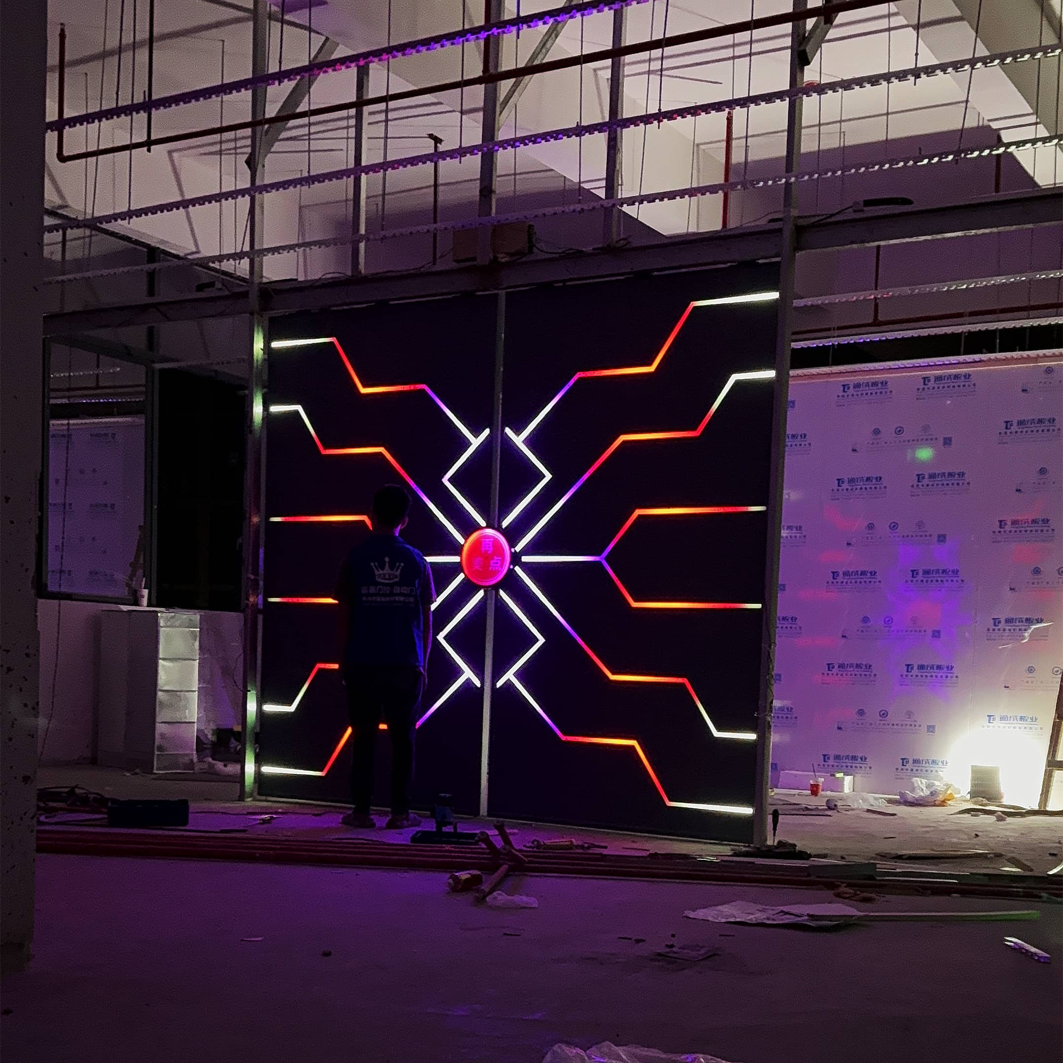 幻彩手掌智能科技门