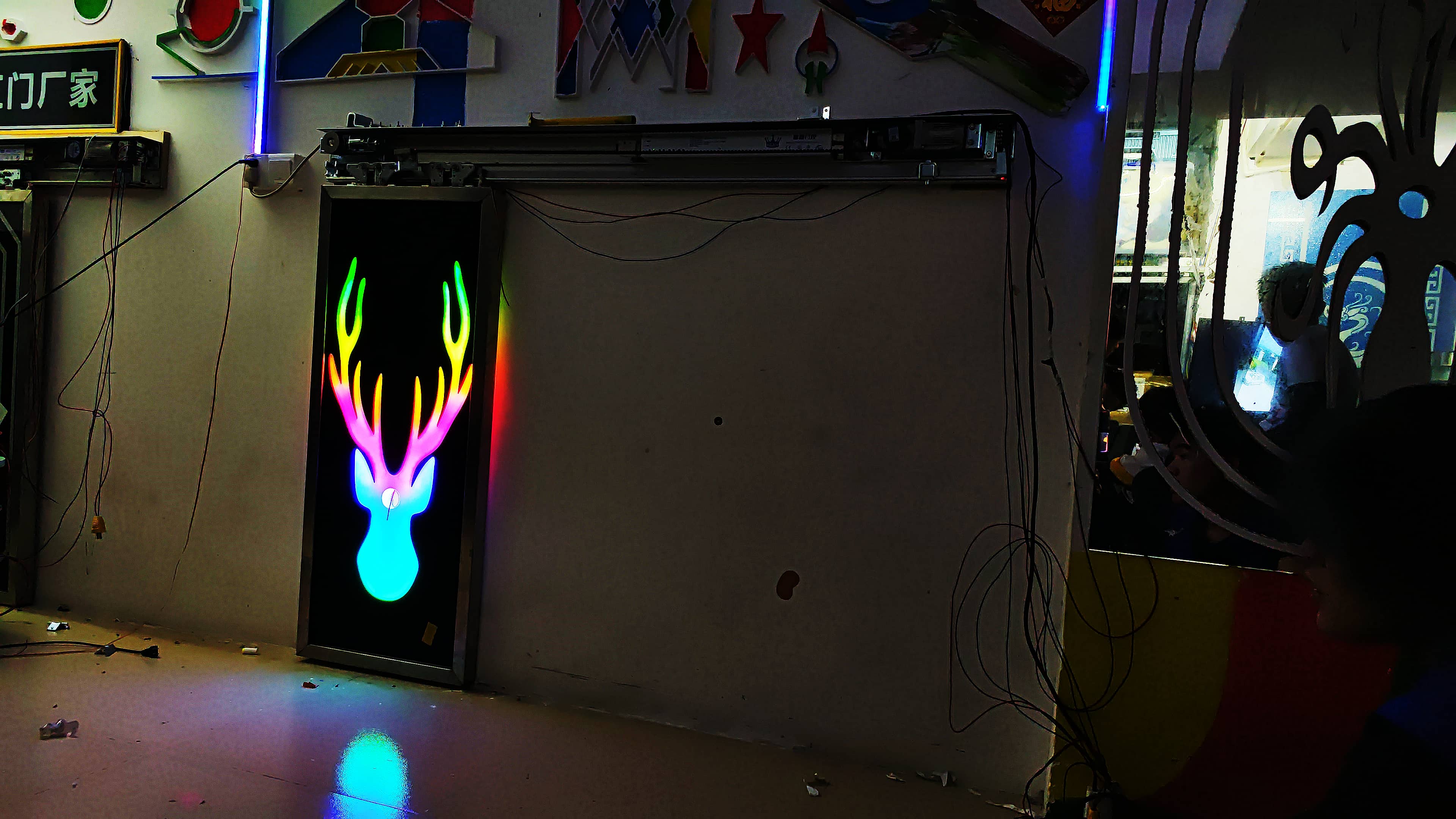 火锅店掌纹识别科技门