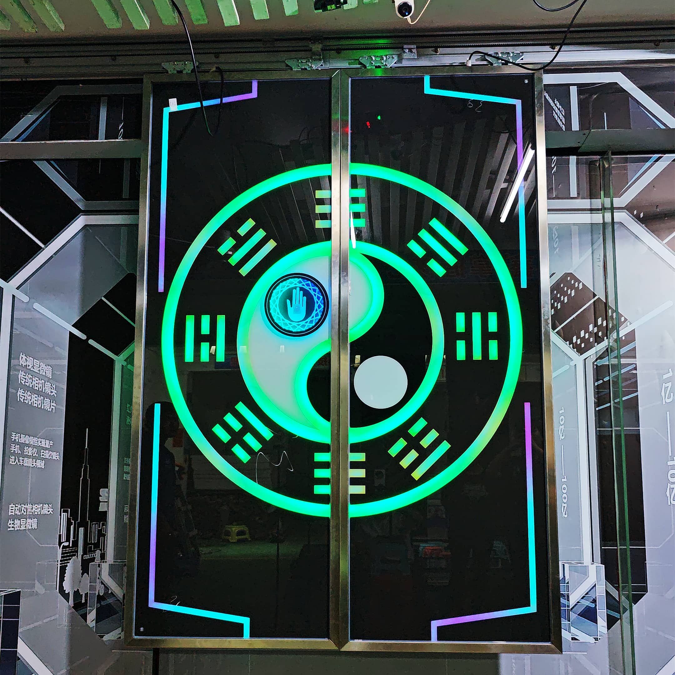 网红馆网红门 手押感应电动门